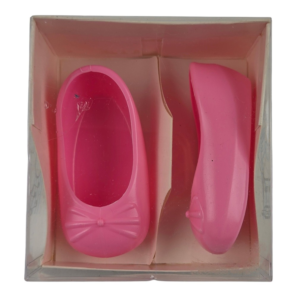 Vintage Lullaby Plastic Baby Girl Shoes Sz 0 Pink Bow Nursery Decor NWT